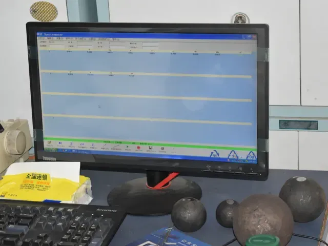Chemical composition inspection of grinding balls